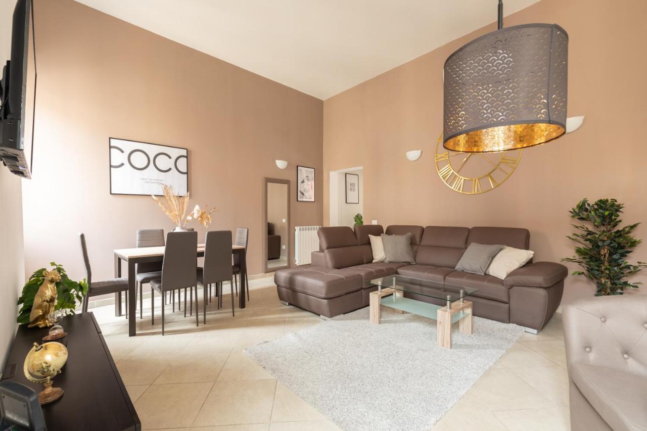 Residenza Piazza Di Spagna روما المظهر الخارجي الصورة